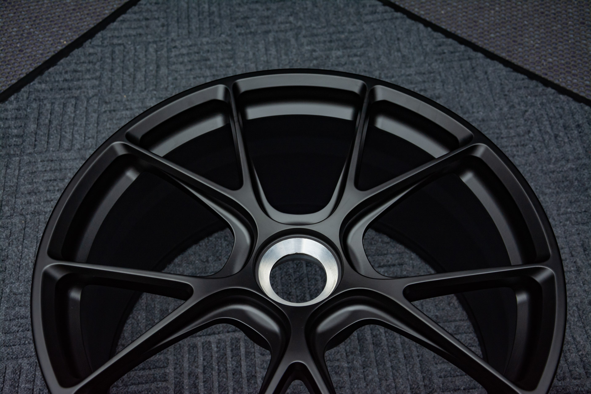 Forgelite Wheels_Forged Wheels_Black Wheels_Custom Wheels_Bespoke Wheels 