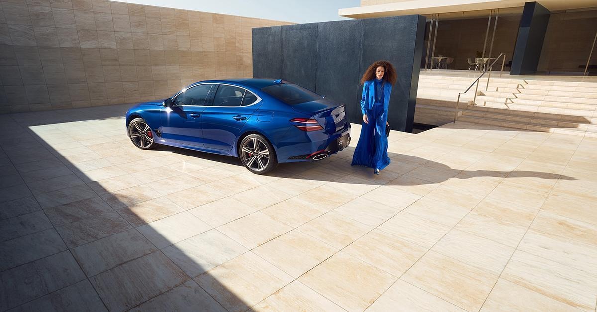 Side exterior view of a G70