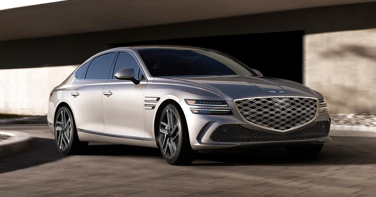 Side exterior view of a Genesis G80