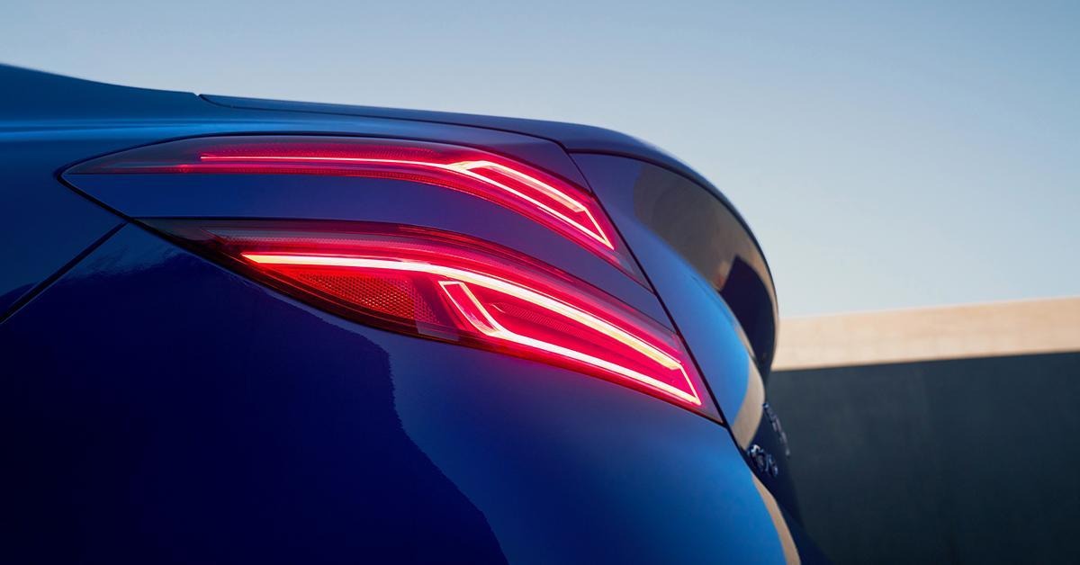 Close-up of Genesis G70’s tail light
