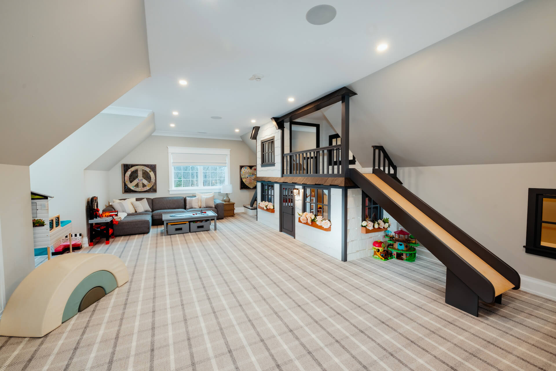 Indoor Play House