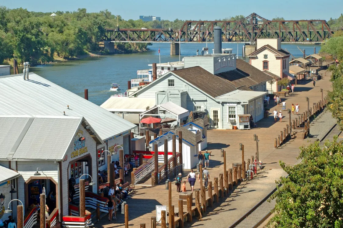 Silent Disco Rentals presents some of our favorite locations to host silent discos in Denver, including the vibrant Denver Convention Center. Elevate your event experience with wireless headphones for a unique and unforgettable celebration.