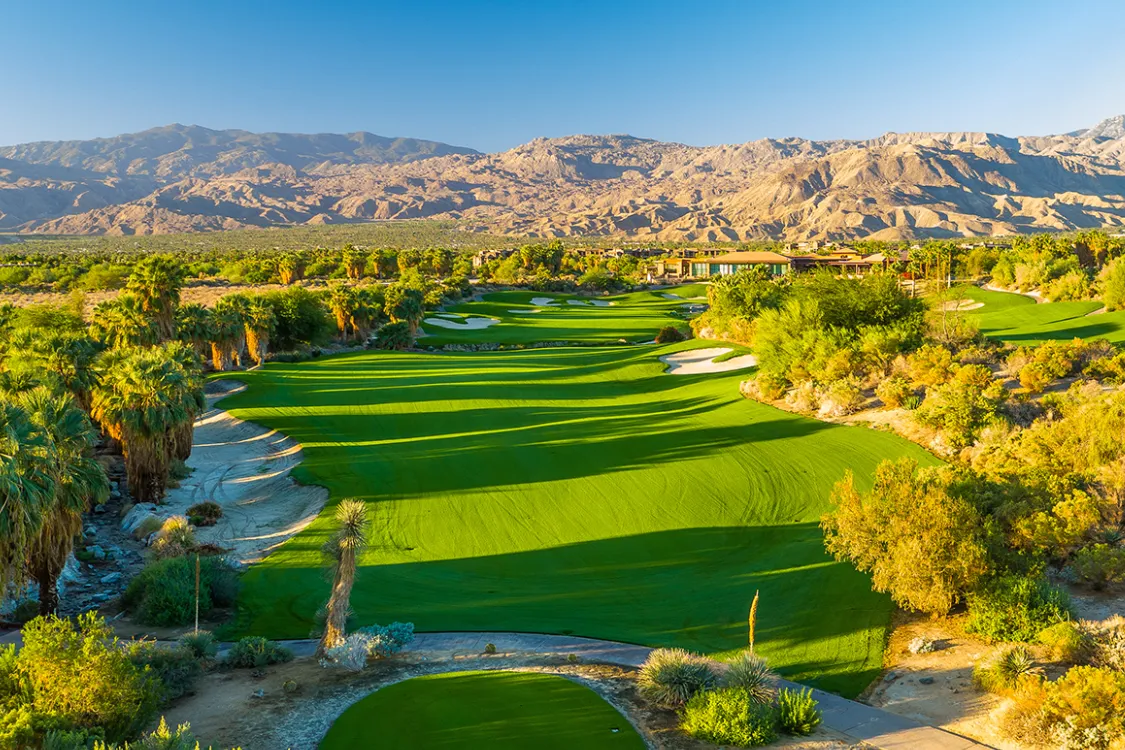 Silent disco setup at some of our favourite locations in Denver's Washington Park by Silent Disco Rentals. Explore the unique experience of hosting events with wireless headphones in these picturesque venues