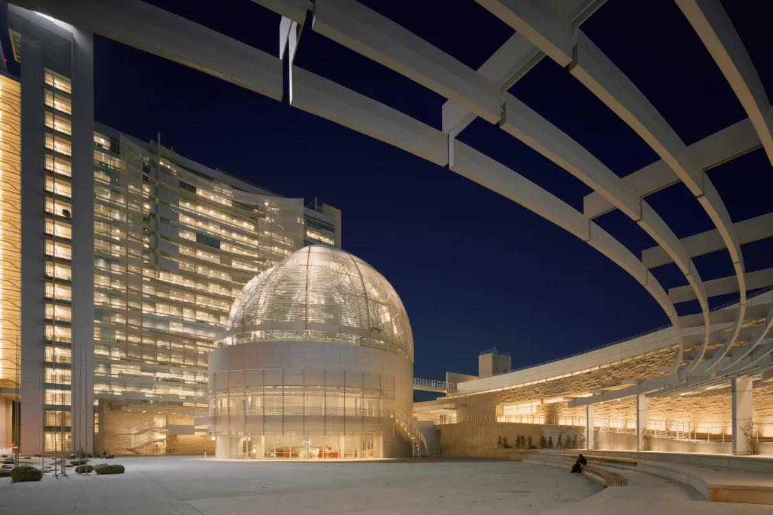 Silent Disco at some of our favorite locations in Denver, including the Botanic Gardens. Enhance your event with Denver Silent Disco Rentals, offering top-notch equipment and an unforgettable experience.