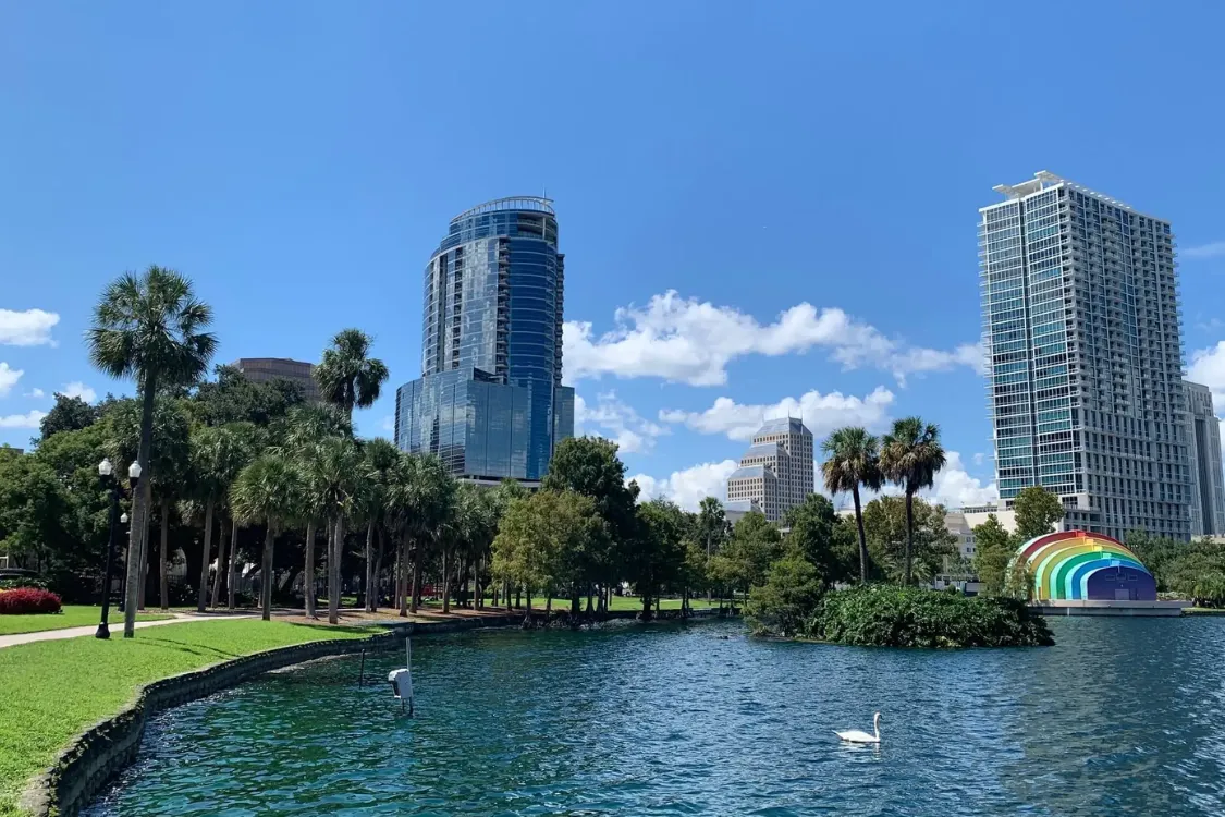 Silent disco setup at some of our favourite locations in Denver's Washington Park by Silent Disco Rentals. Explore the unique experience of hosting events with wireless headphones in these picturesque venues