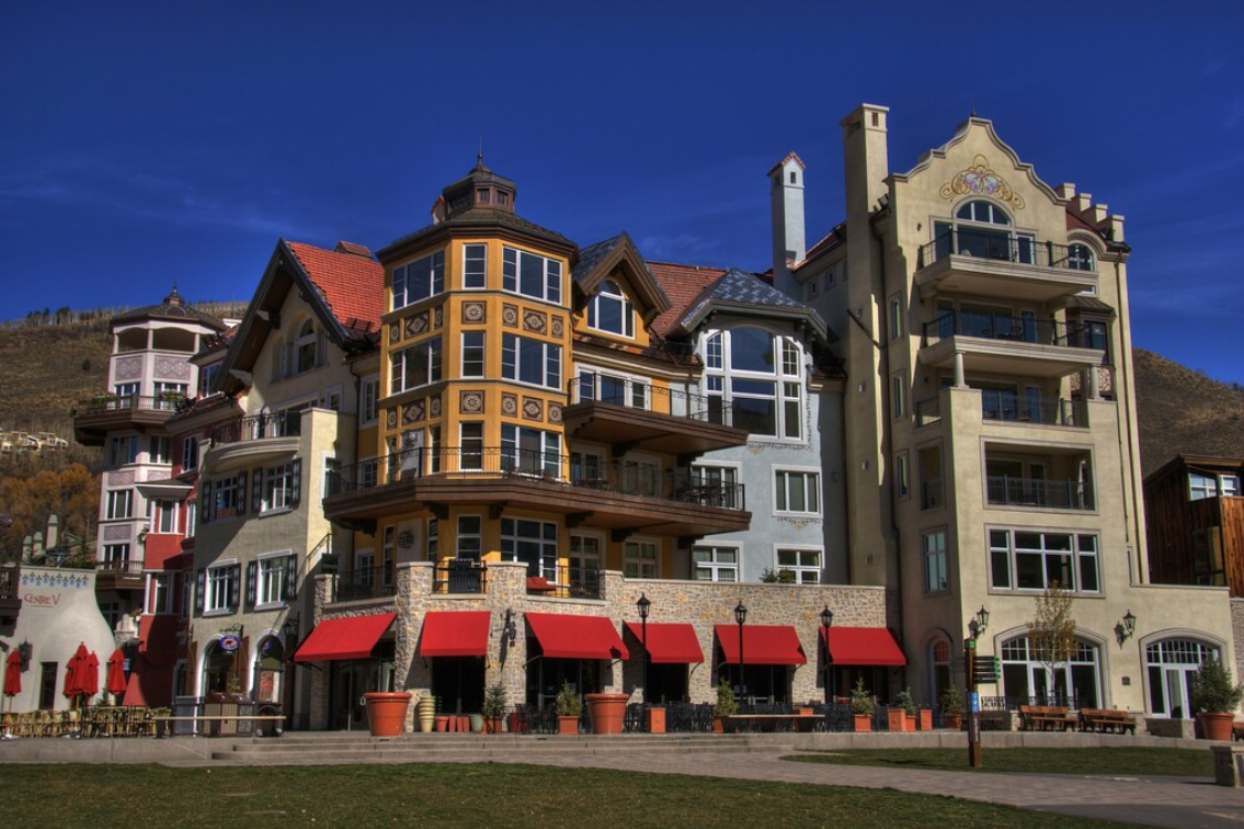 Denver Silent Disco Rentals - Your premier choice for Silent Disco Rentals in Denver. Elevate your experience at RiNo Art Park with Rent Silent Disco Headphones.