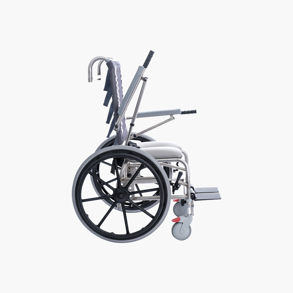 500 Children's Self Propelled Shower Chair 