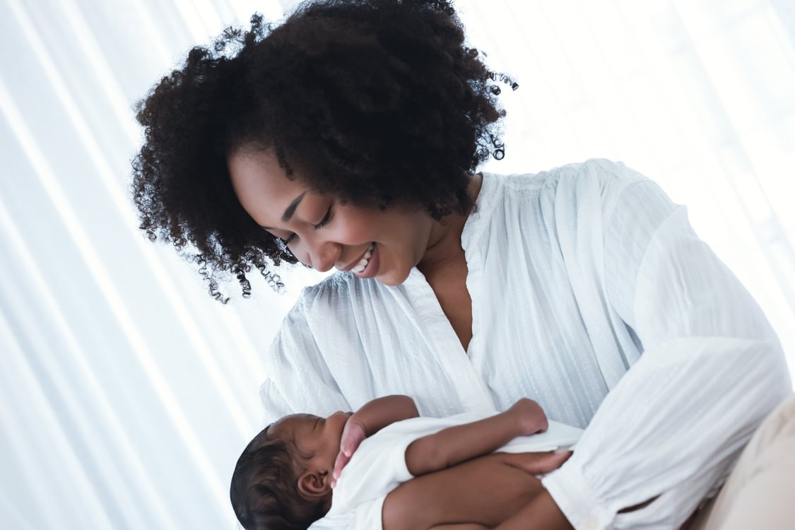 Feeding your baby when you when you are living with HIV, what are your choices?