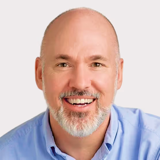 Dan Spraggins Headshot