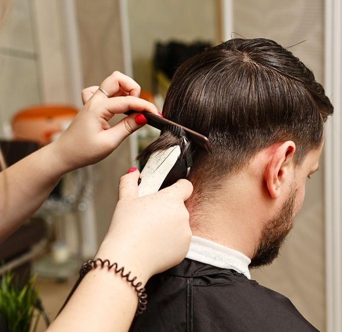 men-haircut-victoria