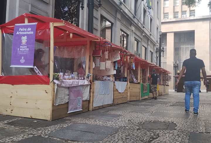 Feira Mãos e Mentes Paulistanas realizada no centro da cidade de São Paulo 