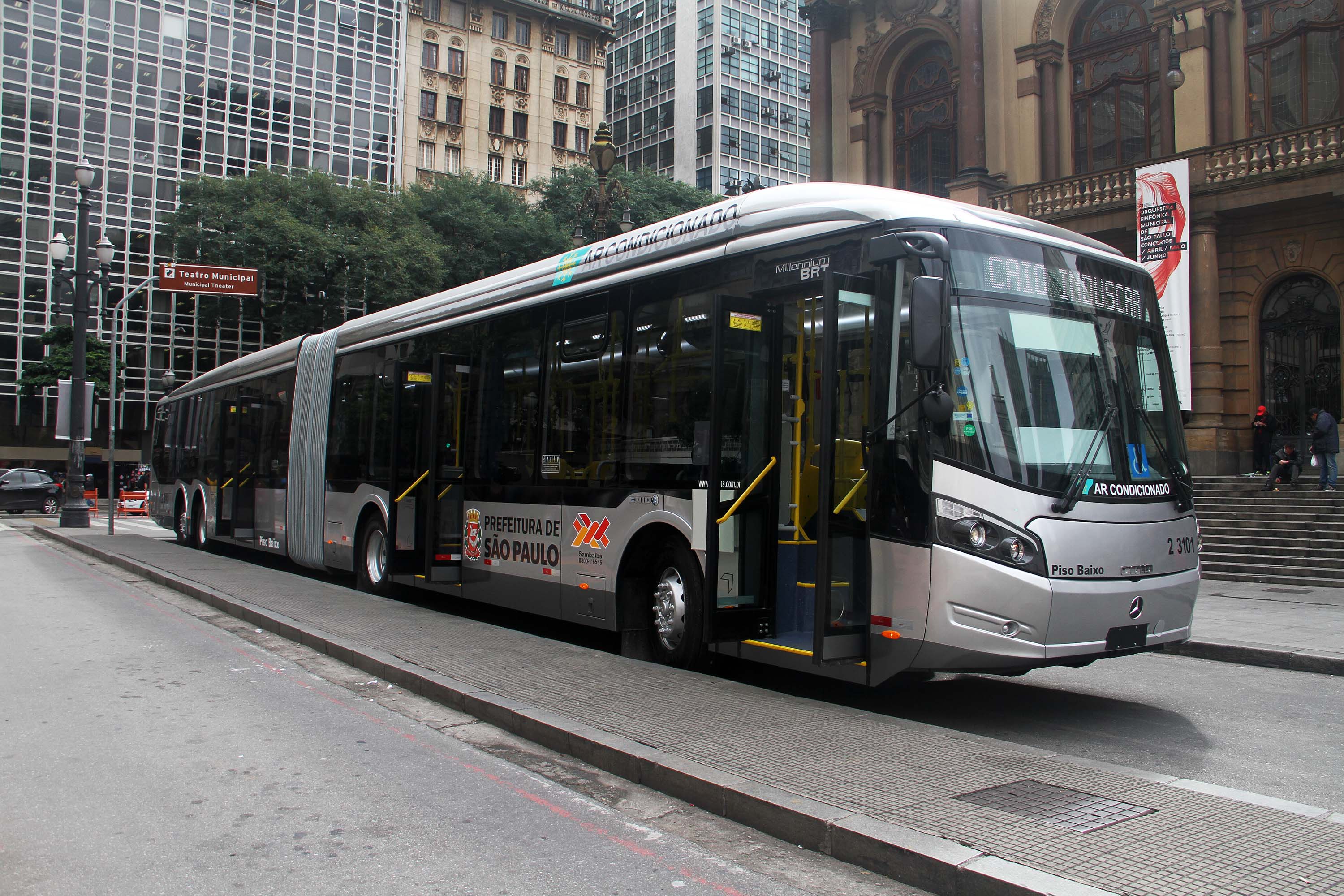 ônibus municipal