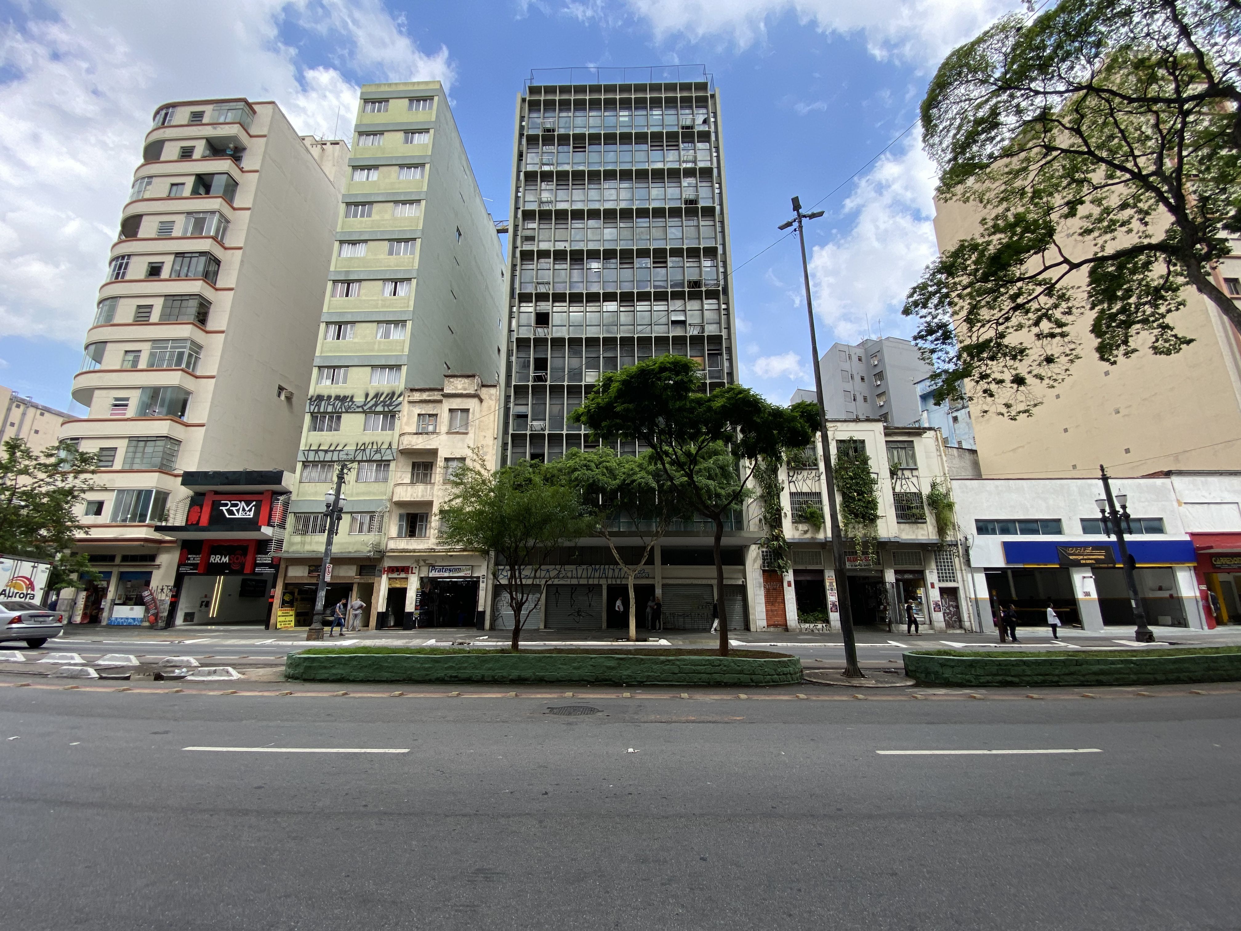 Edifício Comendador Artin Kalaigian, localizado no Largo do Arouche 