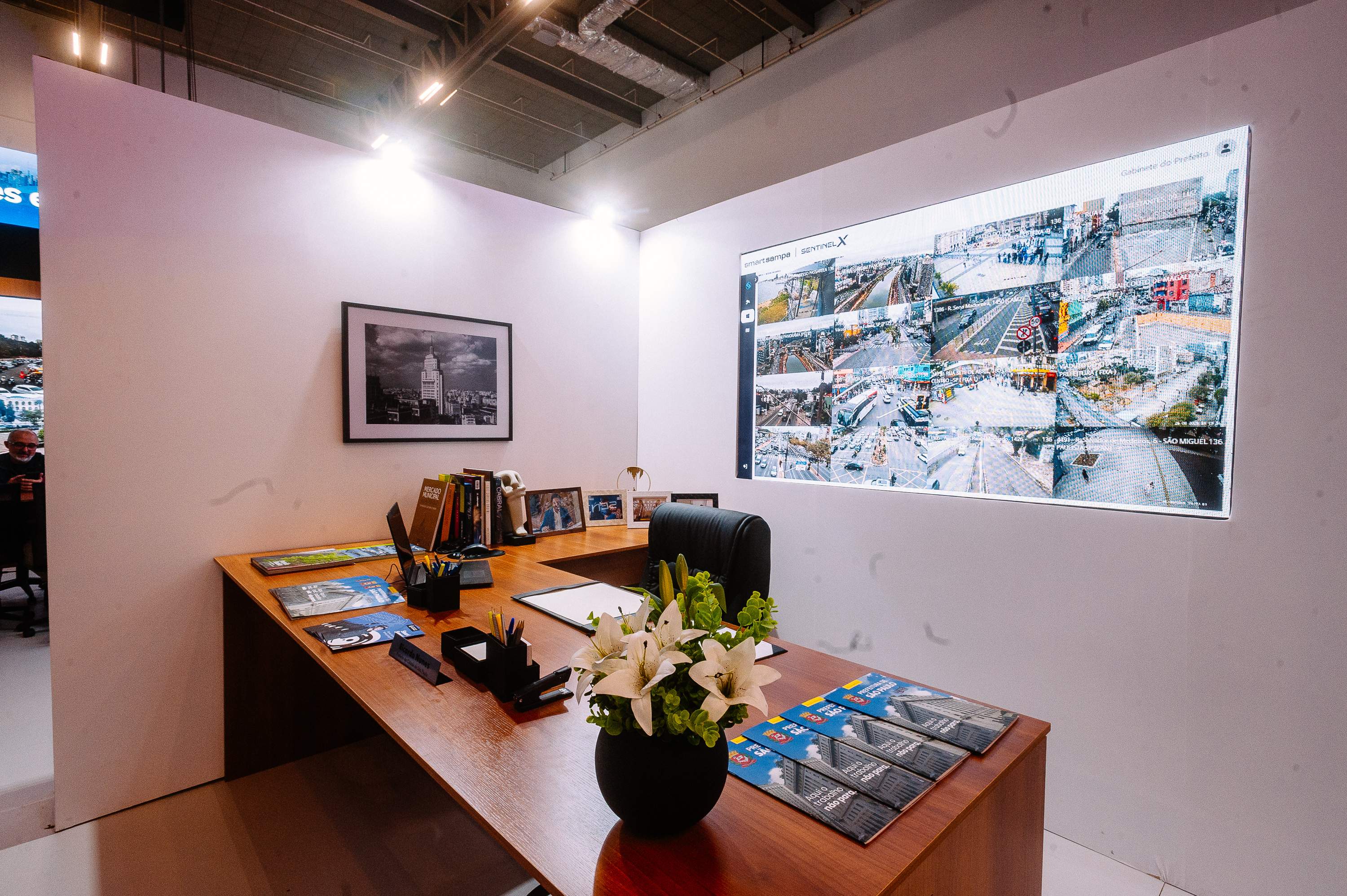 Réplica do gabinete do Prefeito Ricardo Nunes, exposto no 67º Congresso Estadual de Municípios, realizada na Arena Pacaembu 