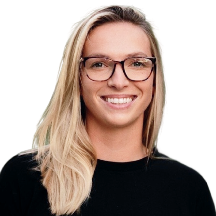 Photo of Carly Bennett