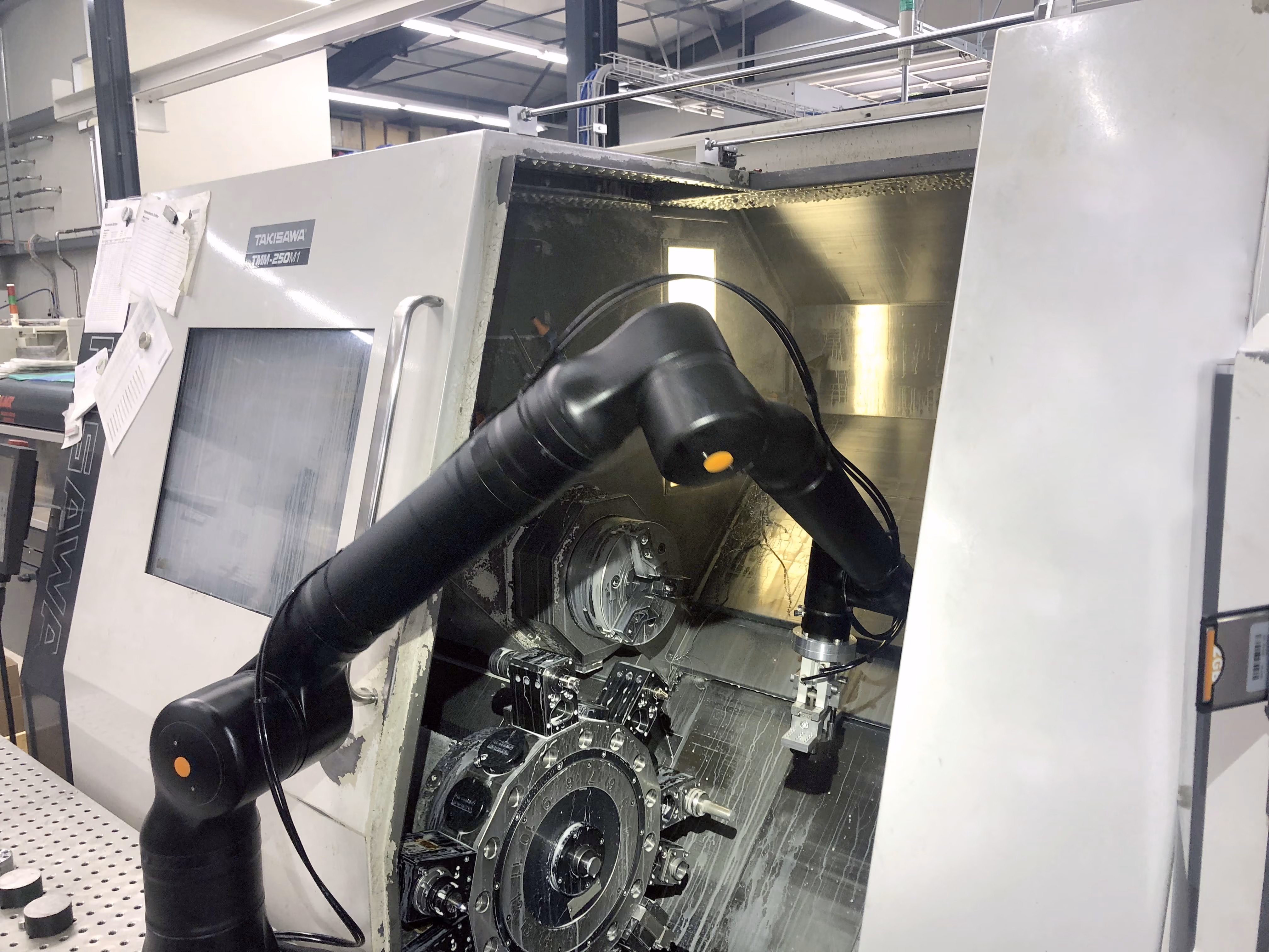CNC-automation-kassowrobots