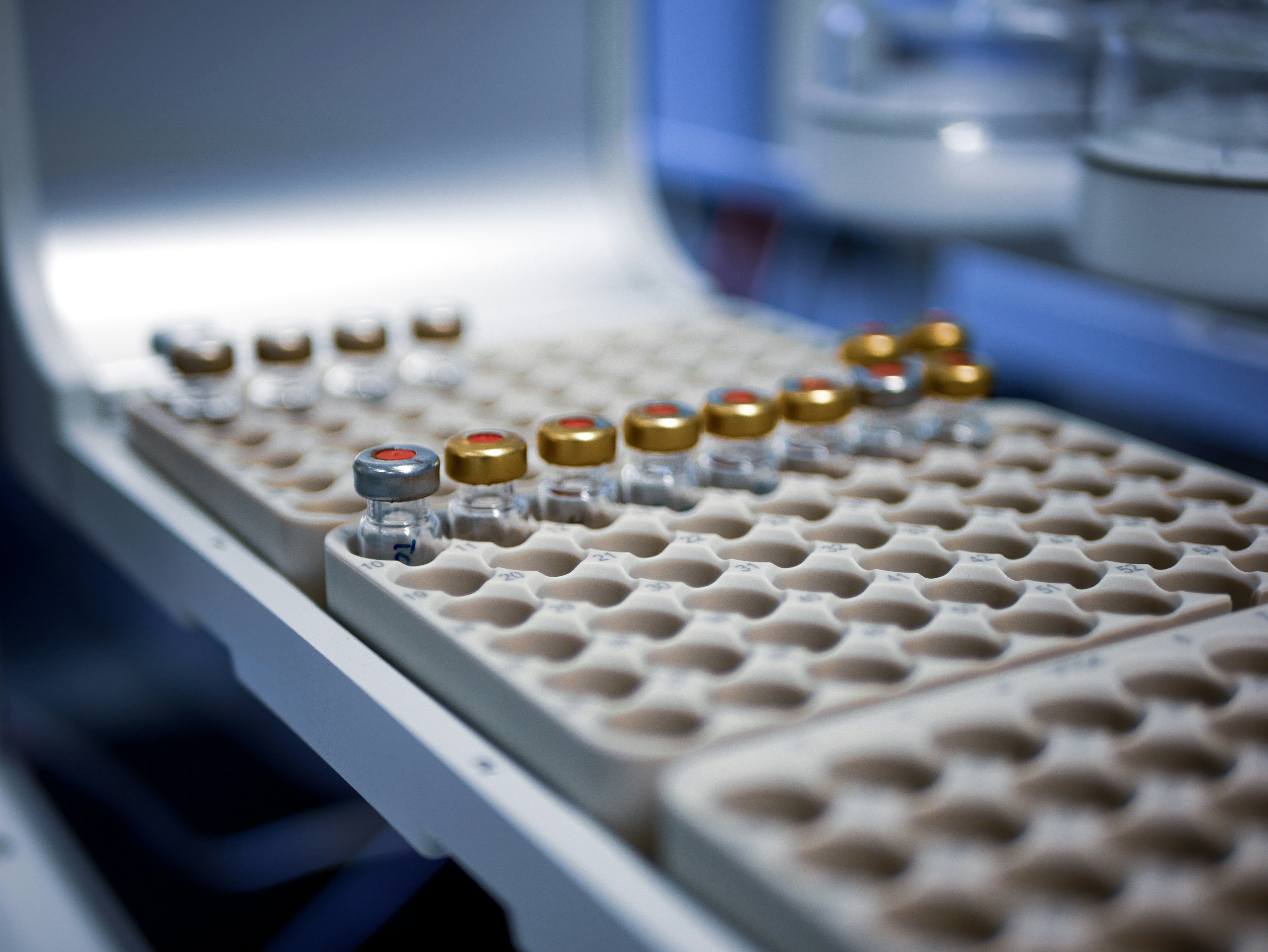 How to Choose the Right Laboratory Incubator