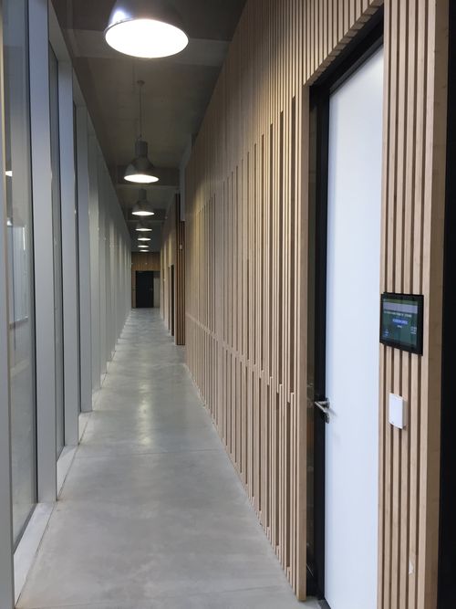 Projet Menuiserie Legendre & Lureau : siège de la caisse d'épargne