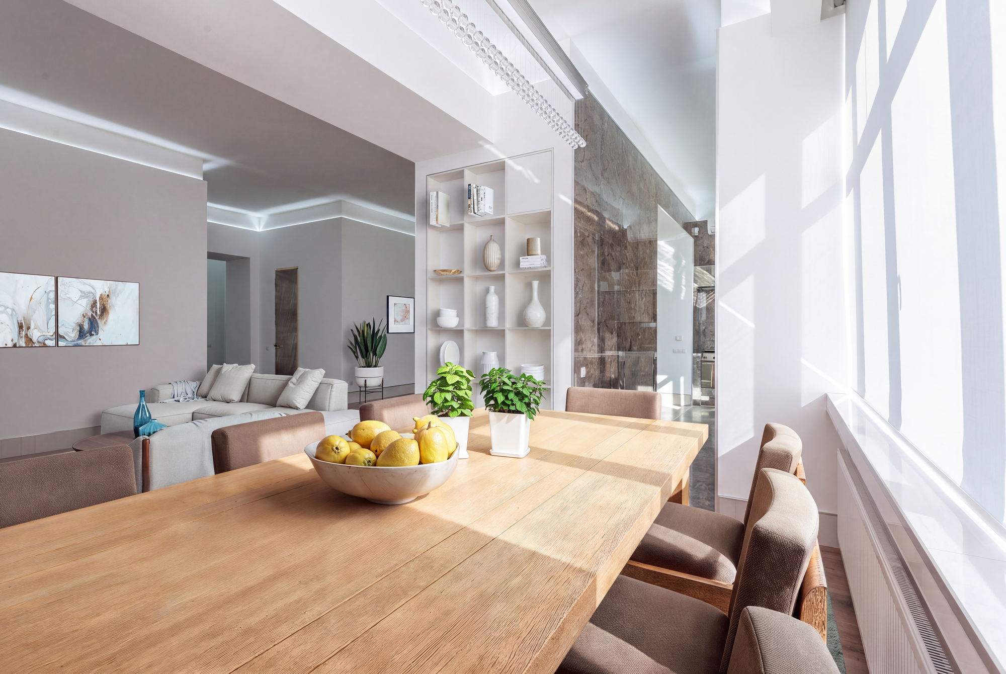 AI-Powered Virtual Staging and Interior Design Tools for Real Estate