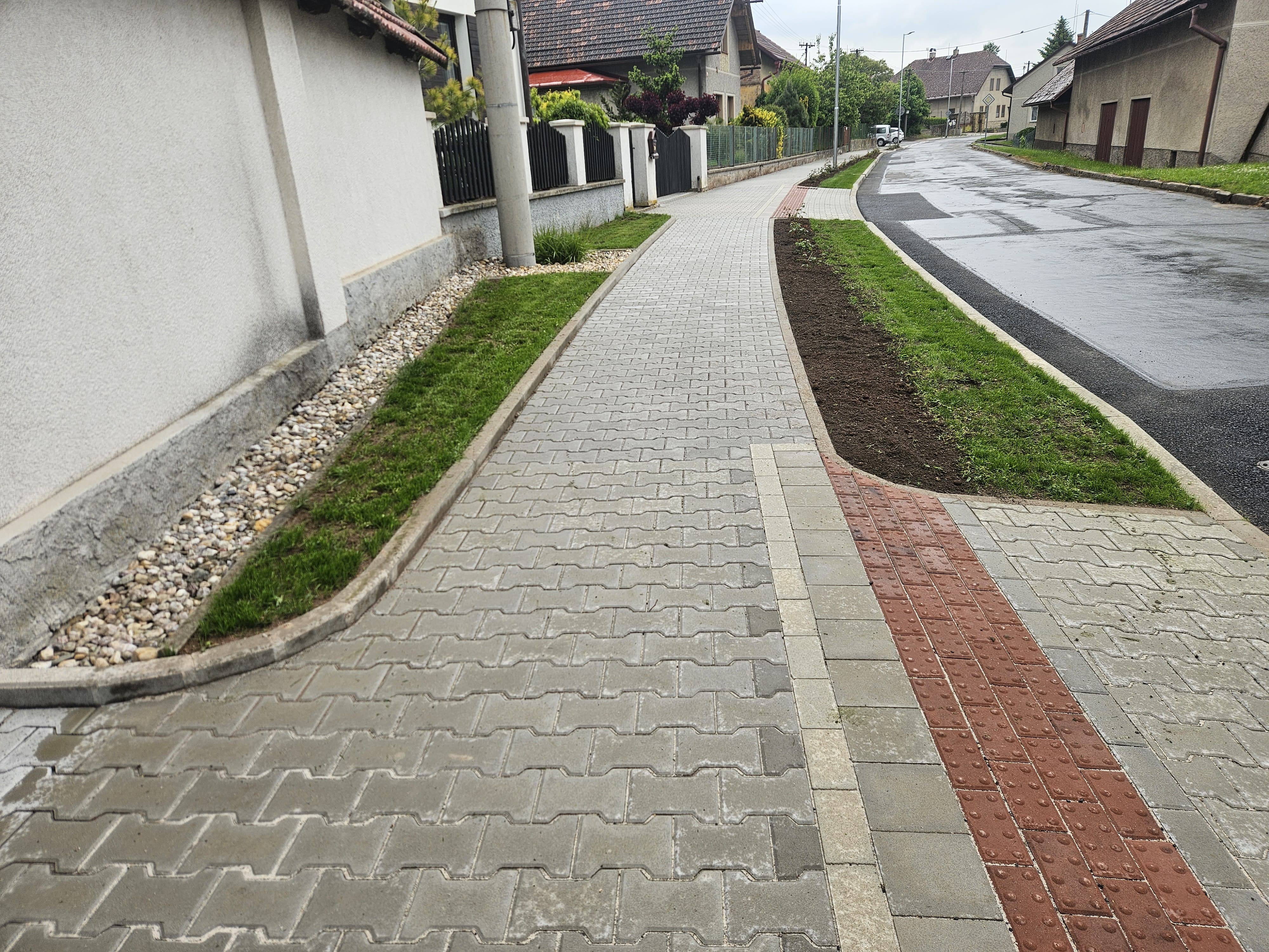 Zvýšení bezpečnosti dopravy v centru obce Černčice