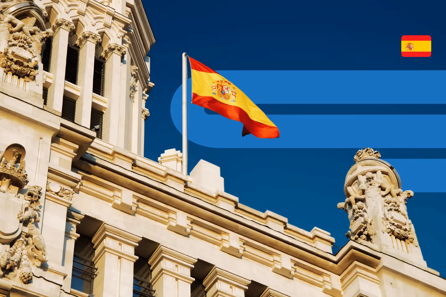 Edificio del Parlamento español con la bandera española izada