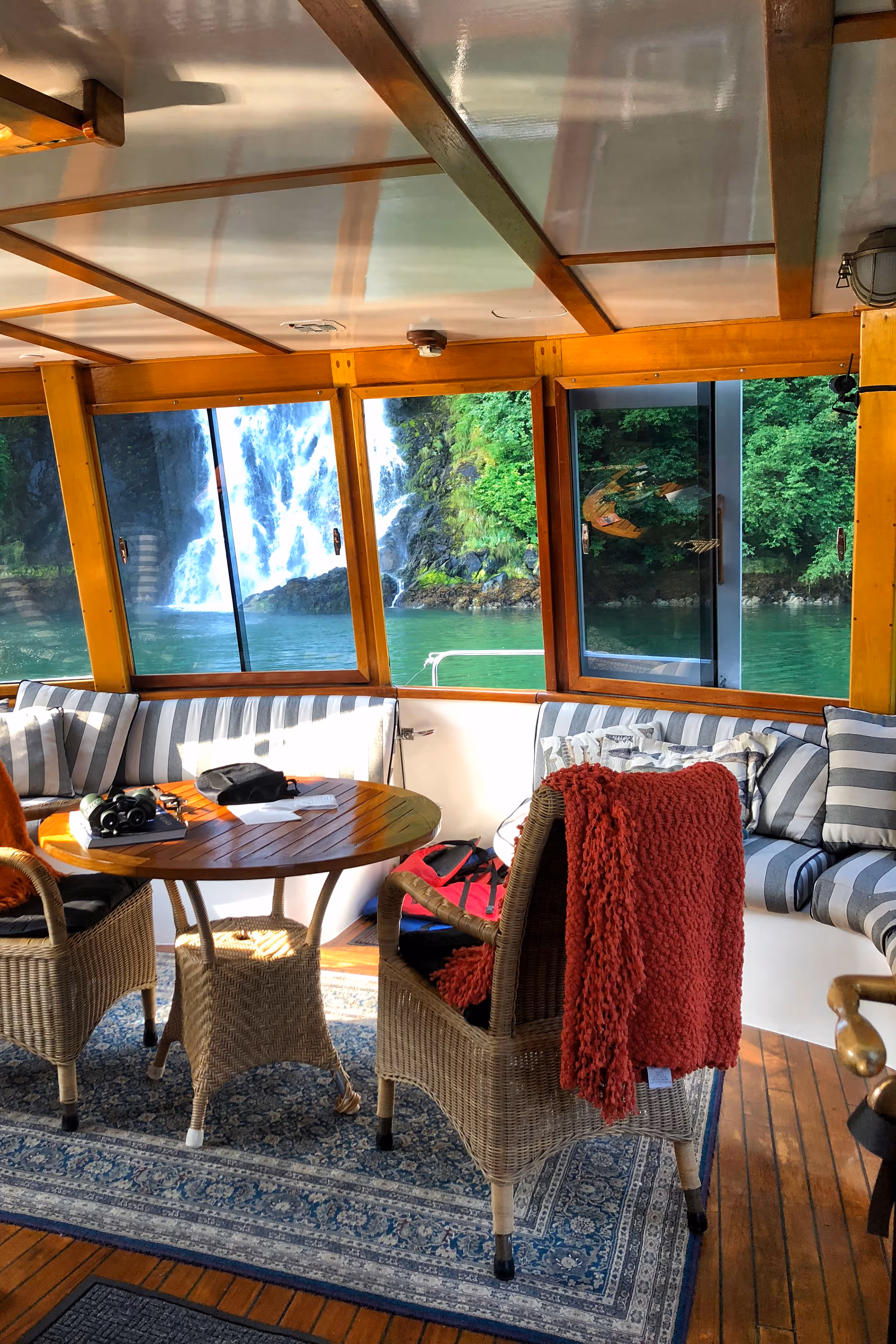 © John Schnell Photography. Alaska Wilderness Charters—Glacier Bear