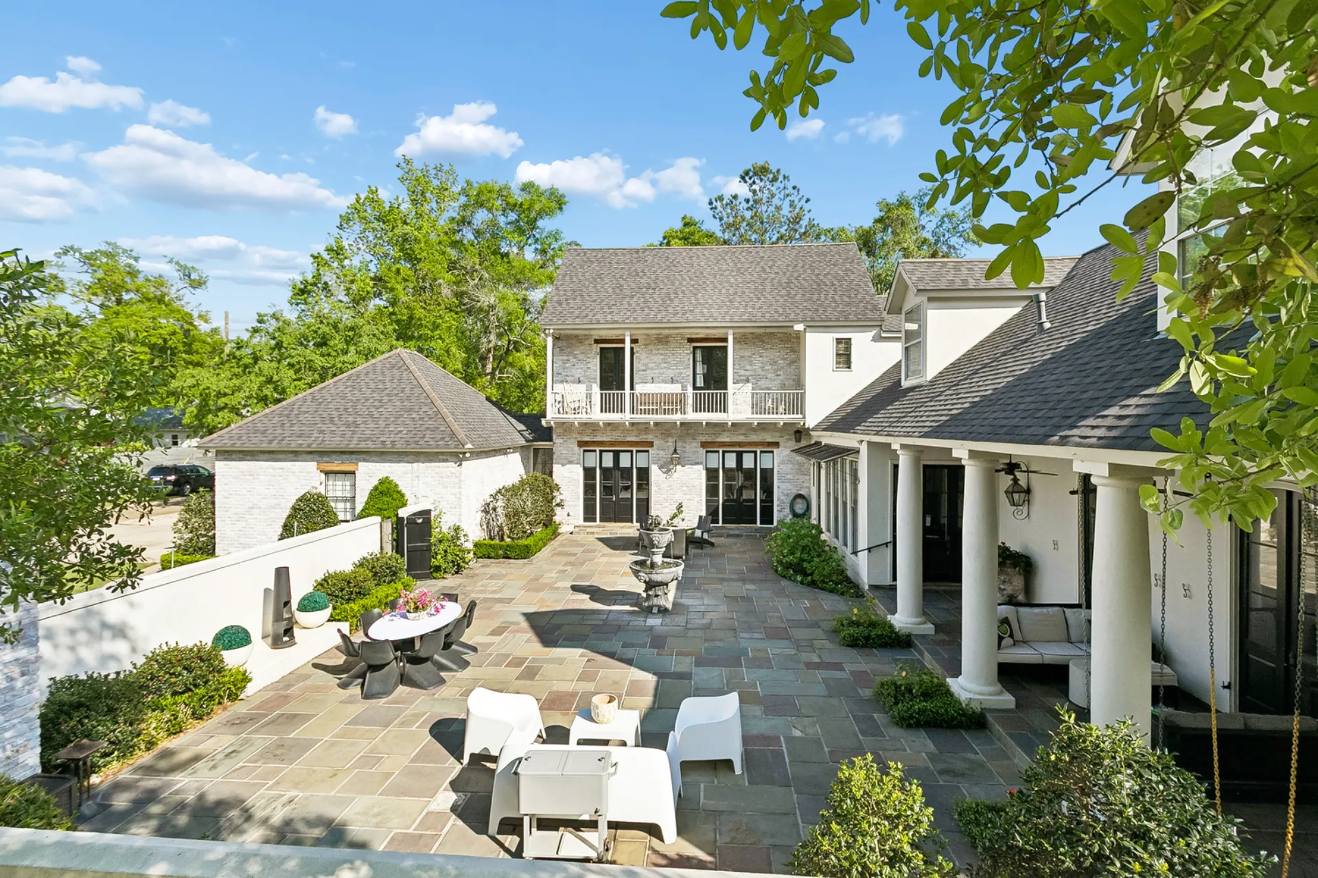 1322 S. Jahncke Ave.