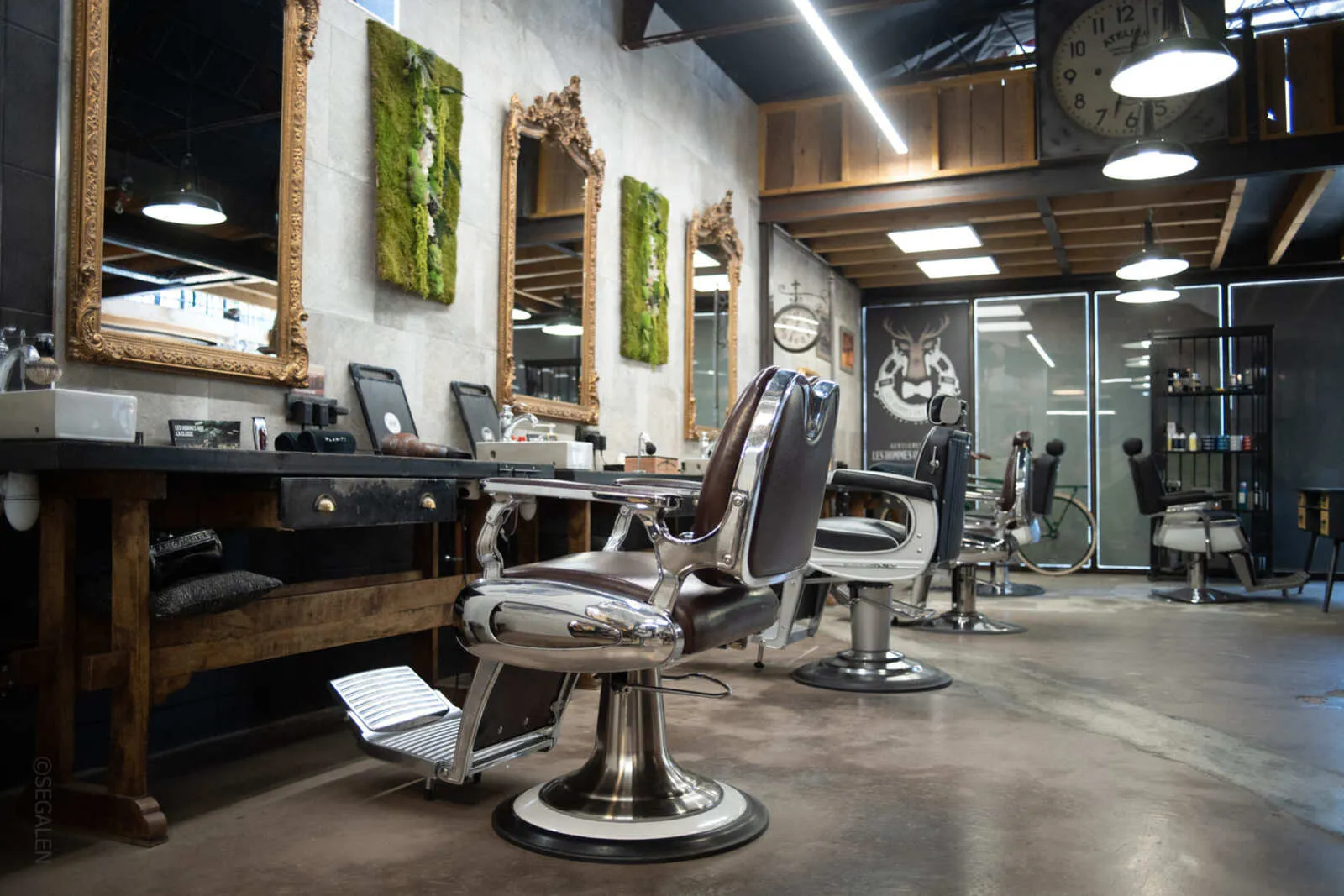 Welche Art von Versicherung ist für einen Friseursalon notwendig?