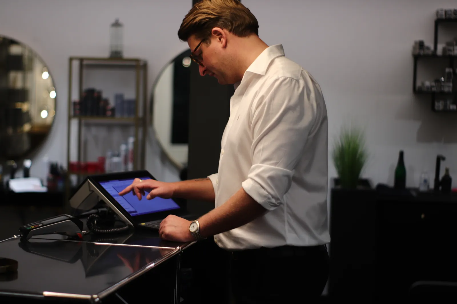 Wie hoch ist die durchschnittliche Gewinnspanne eines Friseursalons?