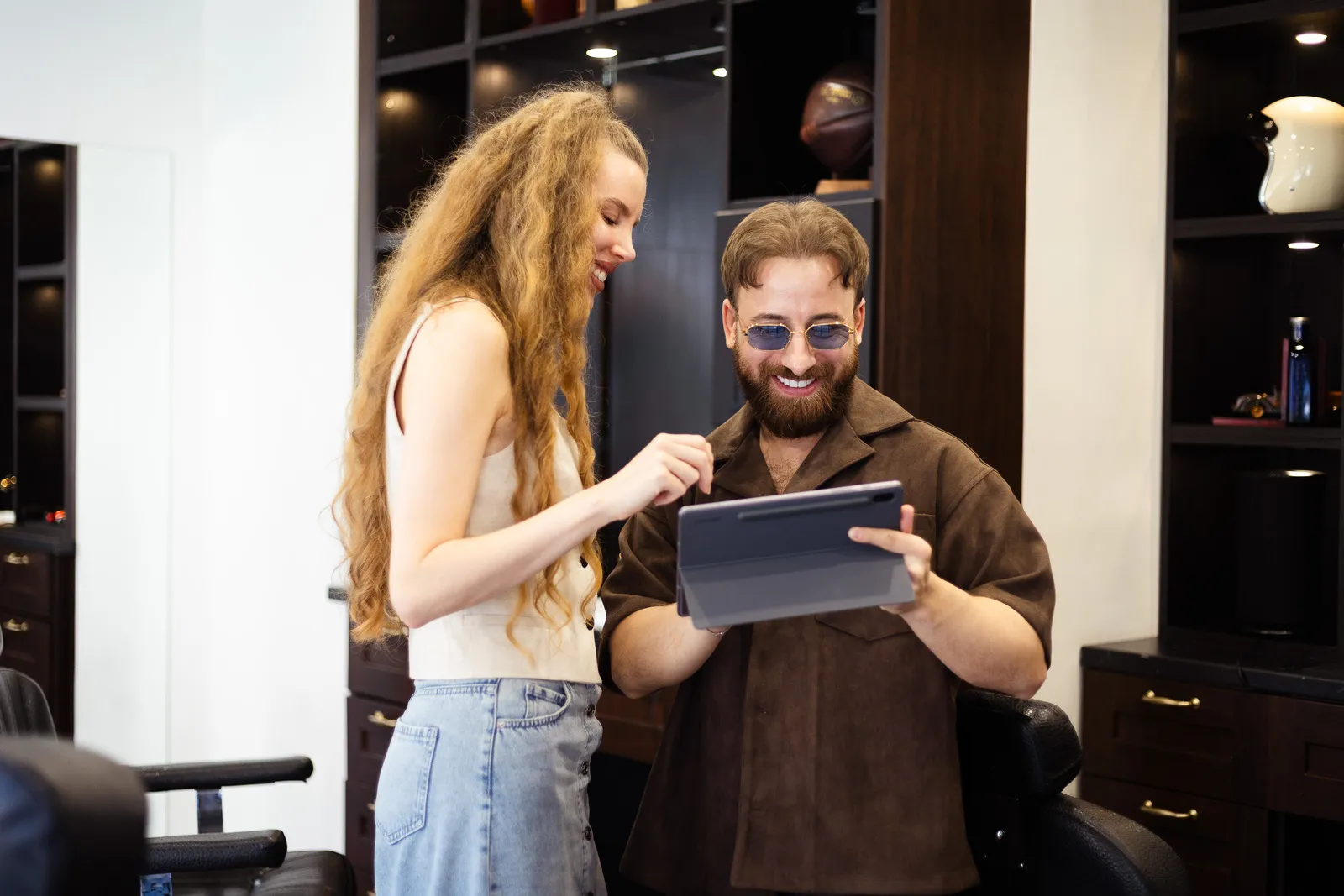 Wie viele Angestellte benötigt ein Friseursalon ?