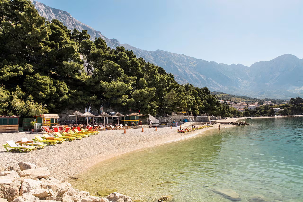 Strand i Baska Voda. Foto: Ving