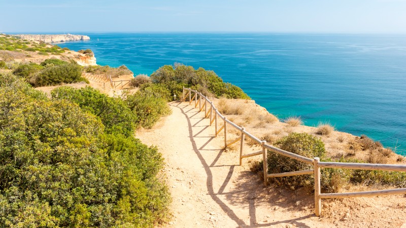 Algarvekysten. Foto: IStock/Elite Travel