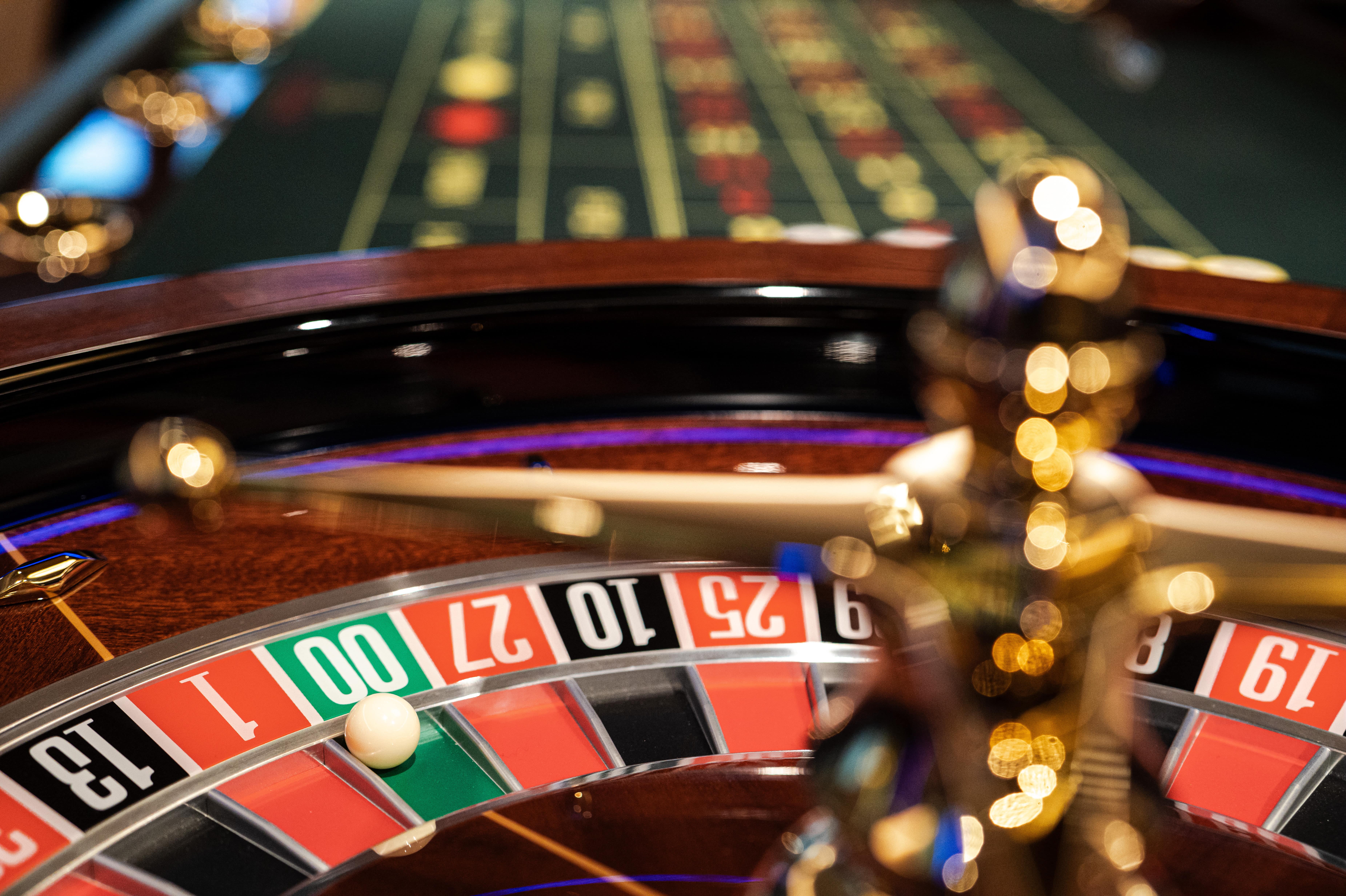 Prøv lykken. Foto: Andrea Calvano, Crystal Cruises