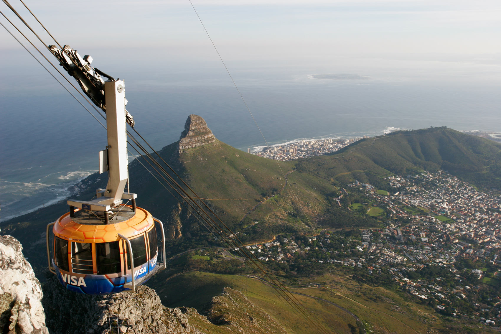 Ta taubanen til Table Mountain. Foto: Singita