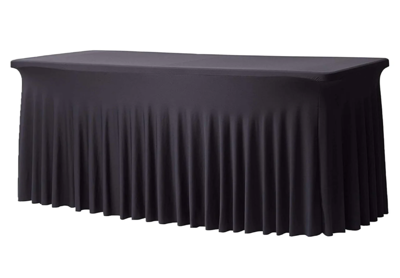 6ft Folding Tables with Covering
