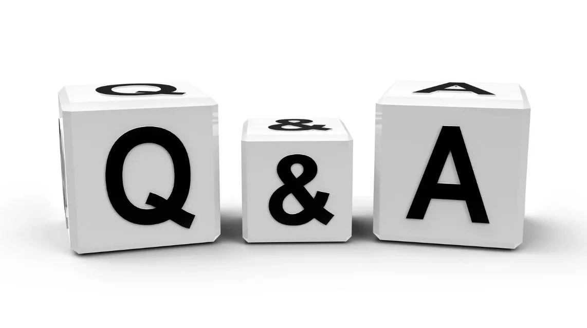 Three cubes on a white space. Each says 'Q', '&', and 'A'.
