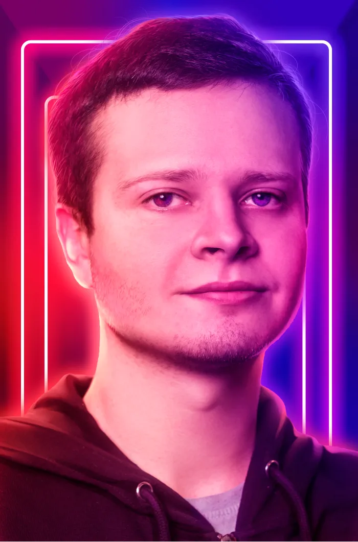 Михайло Назаренко