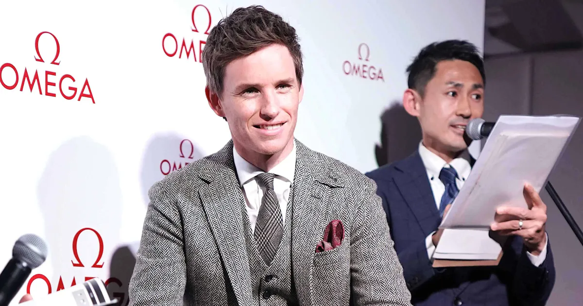 Ryohei translating for Eddie Redmayne