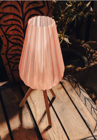 tulip-pink-on-a-chair