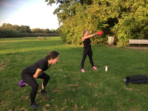 Kettlebell træning. Kugler i Mosen