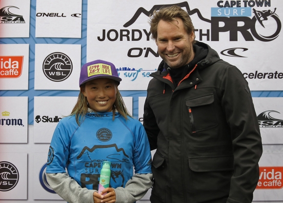 Jordy-Smith-Cape-Town-Surf-Pro-pres-by-ONeill -Ian-Thurtell-Minami-Nonaka-13