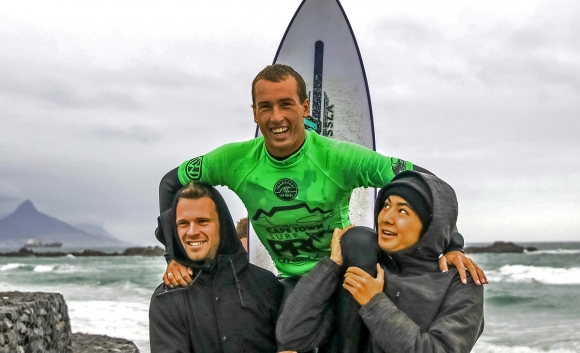 Jordy-Smith-Cape-Town-Surf-Pro-pres-by-ONeill -Ian-Thurtell-Jordy-Lawler-4