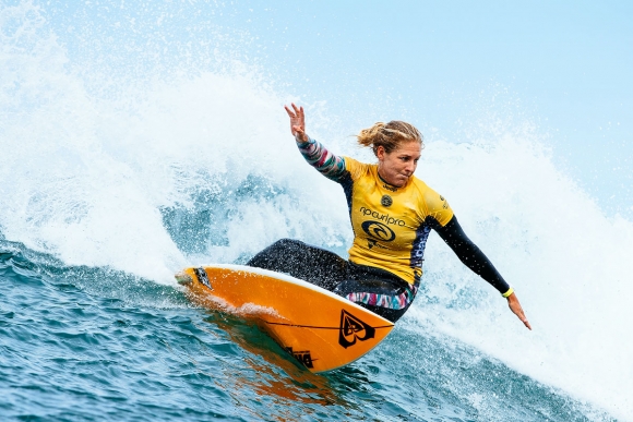 Gilmore__DX23145_RipCurlProBB17_Sloane_n