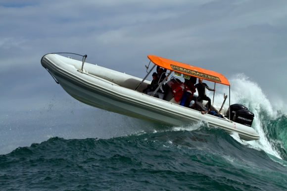 Dungeons-RIB-flying-2