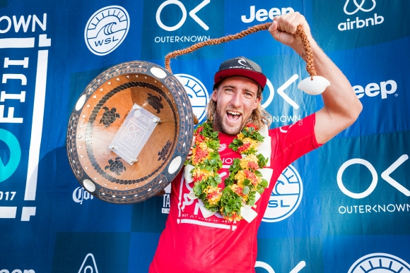 prizegiving9504fiji17cestari n