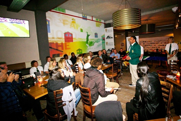 junior-surfing-team2017-001