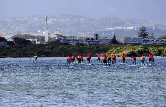 Dylan-leading-distance-race