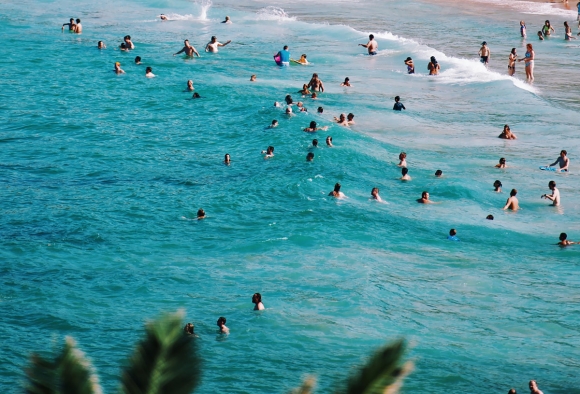 sunscreen-annie-spratt