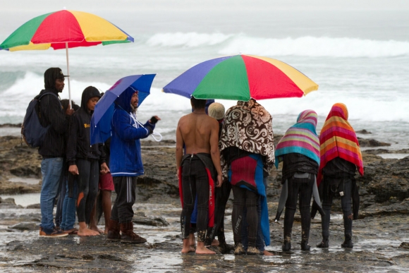 BillabongJuniors-Cheering-Ian-Thurtell