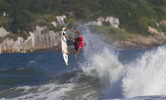 michel-bourez-air-smorigo